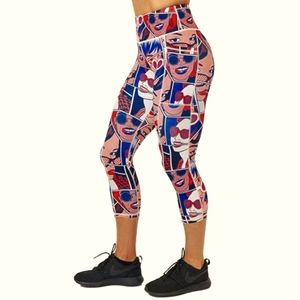 CVG Constantly Varied Gear Pop Art Capri leggings, M